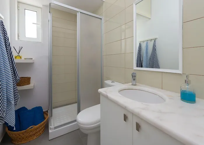 펜션 Vamare Beachfront House *