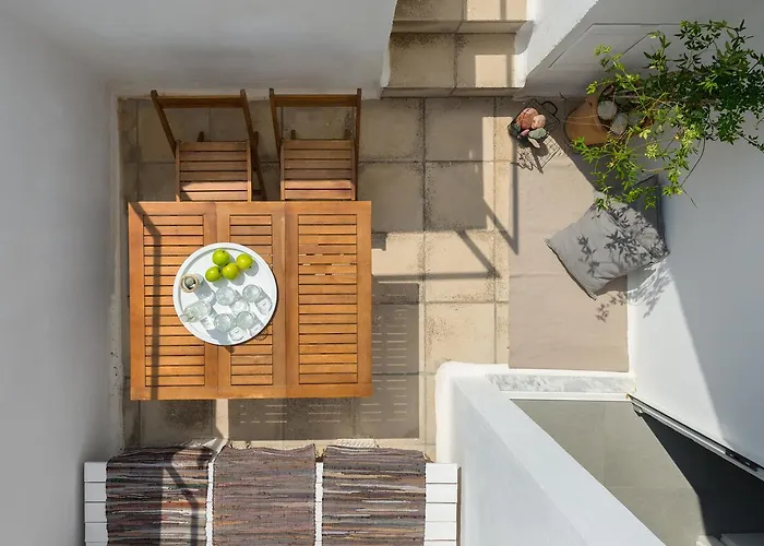 بيت للعطل Vamare Beachfront House